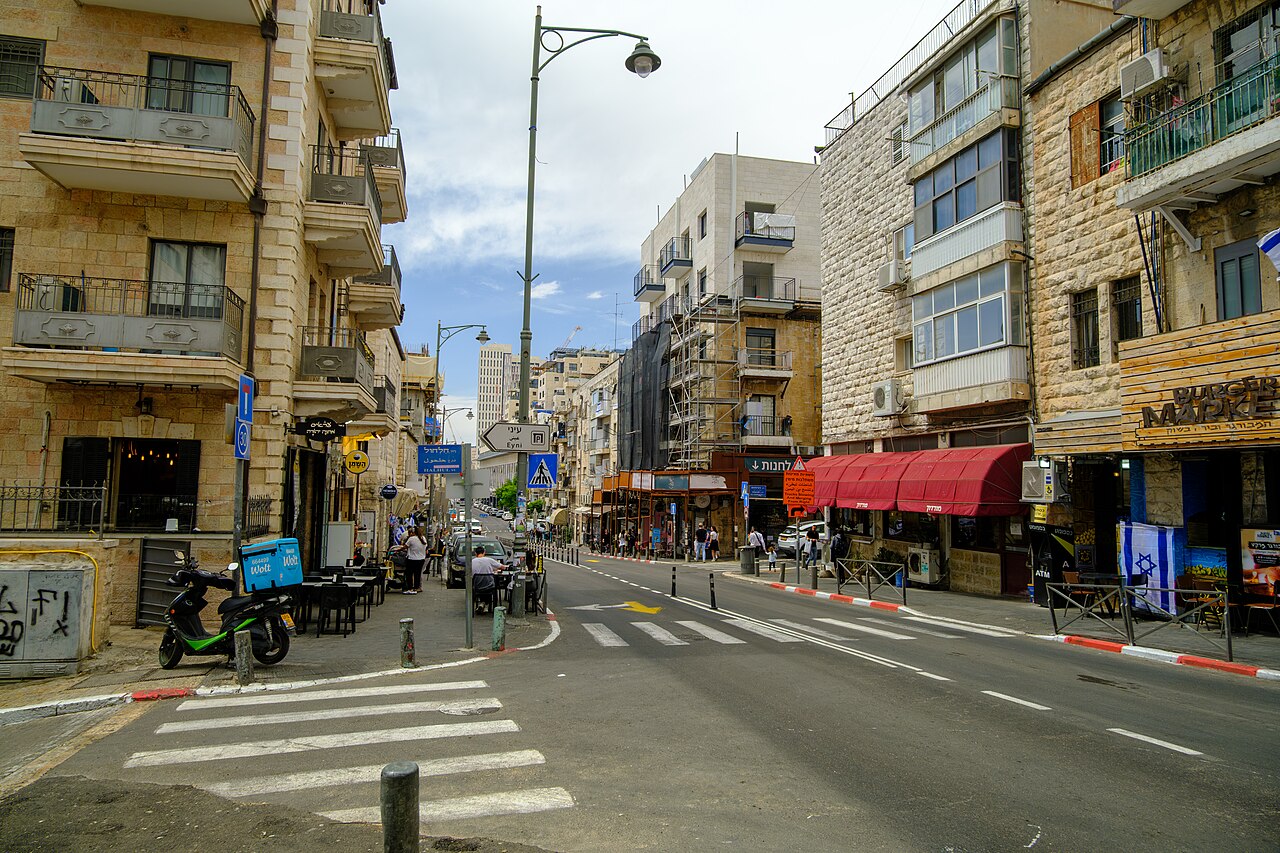Un café tenu par des juifs messianiques, ouvert durant le Shabbat, provoque des tensions à Jérusalem