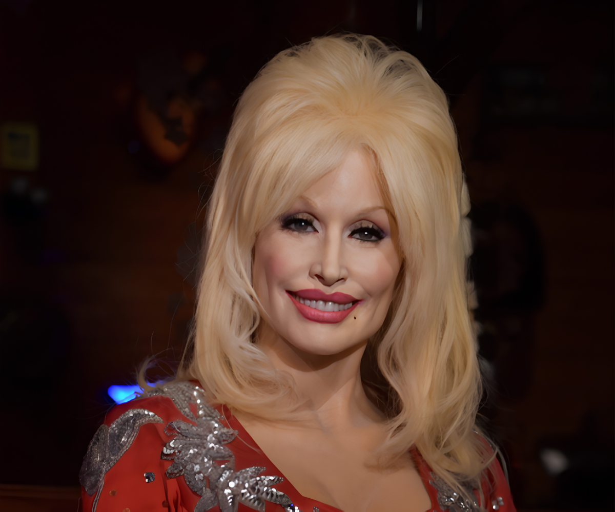 Décès de la star de country Dolly Parton, une foi chrétienne assumée