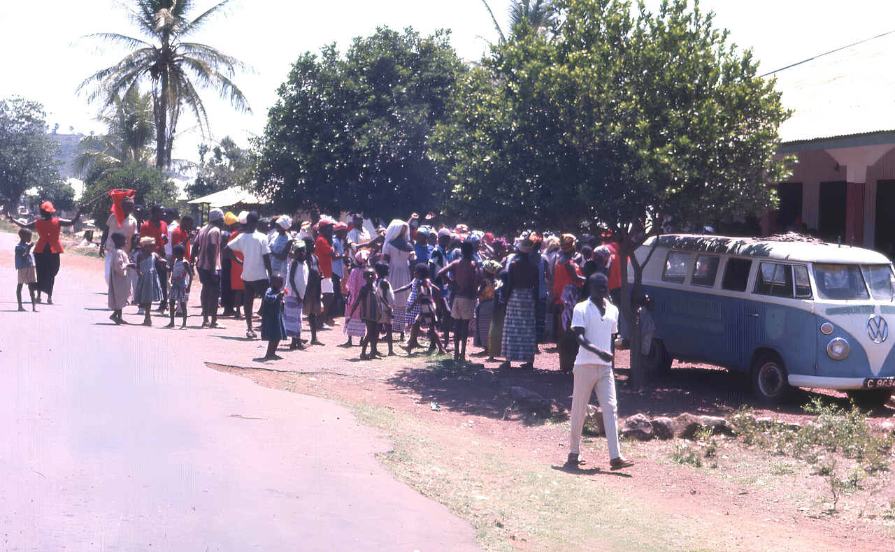 Un ancien pasteur assassiné lors d’un trajet en minibus au Nigeria, un autre enlevé