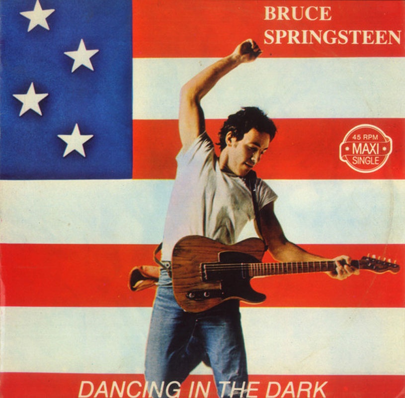 Брюс спрингстин и кортни кокс рэп. Bruce springsteen live. Bruce springsteen dancing in the dark перевод. Брюс спрингстин и кортни кокс. Springsteen dancing in the dark.