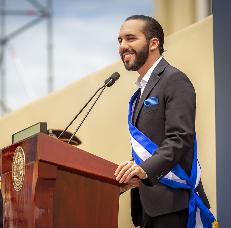 Le président réélu du Salvador dit croire en JésusChrist