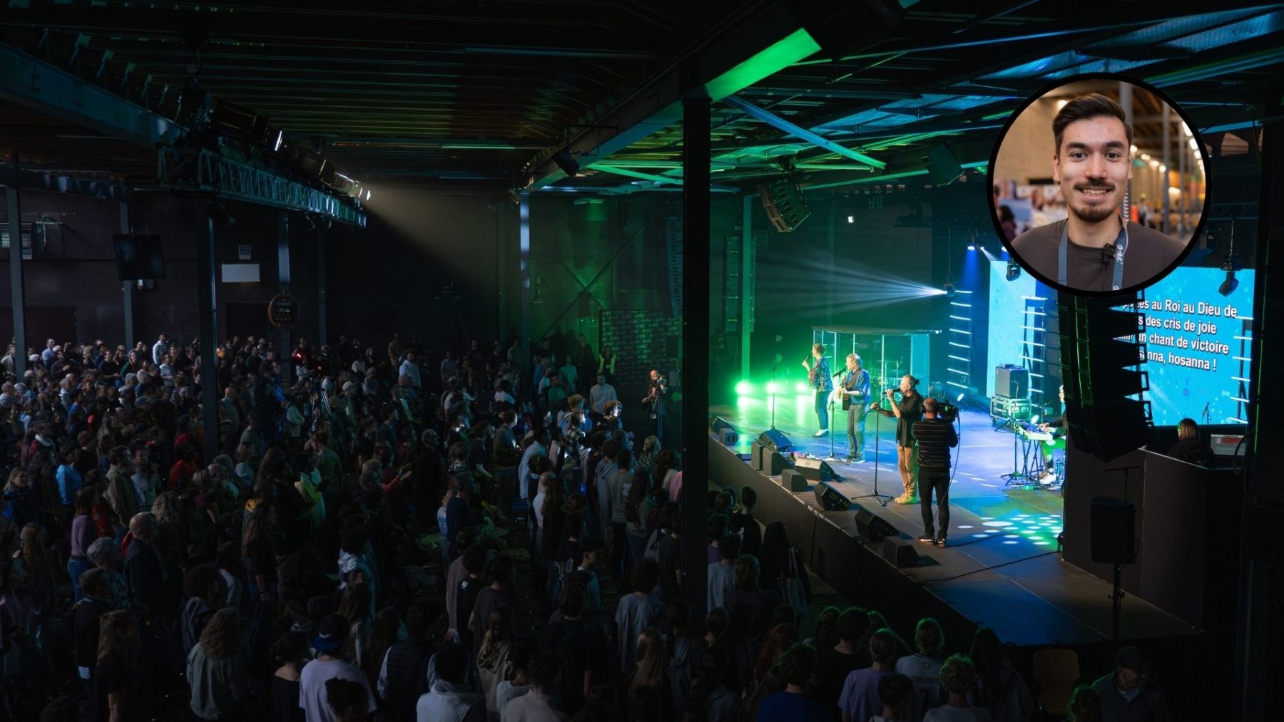 L’après-midi, le groupe EXO au complet a conduit One’ dans un temps de louange.