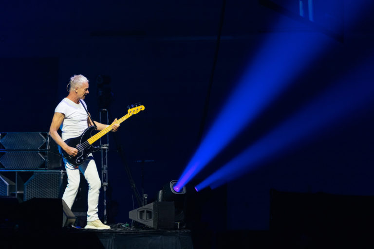 Une chanson de Sting médite sur la violence et la fragilité humaine. Analyse des paroles et des échos avec la sagesse biblique et l’espérance.