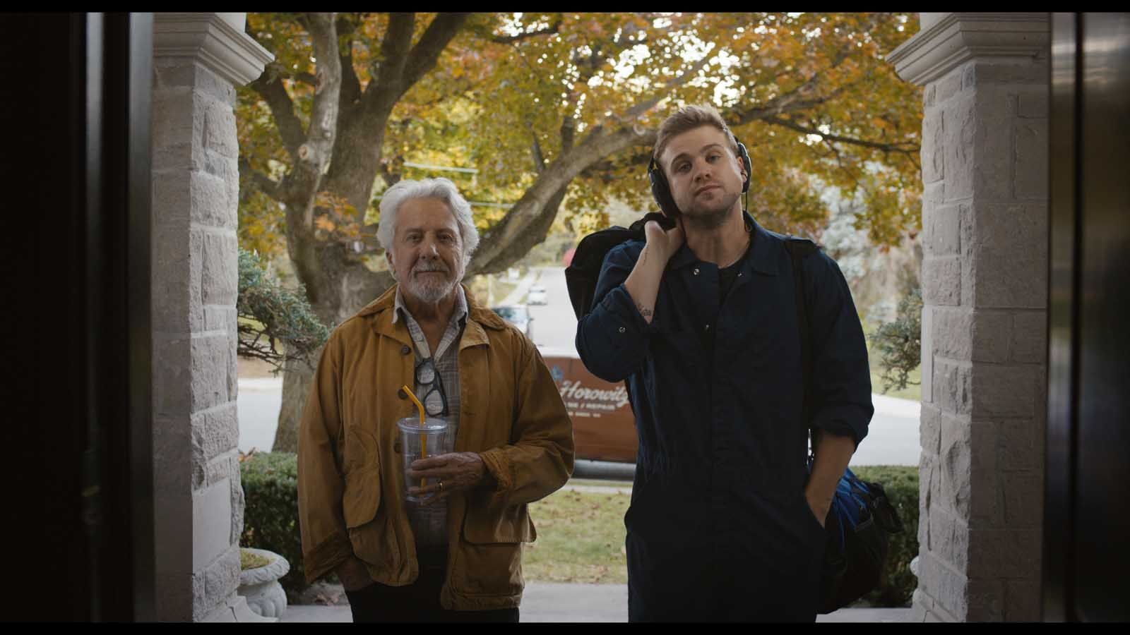 Dustin Hoffman et Leo Woodall dans une scène du film «Le Virtuose»