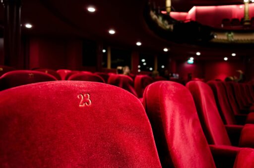 Salle de théâtre encore vide