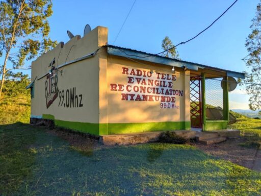 Bâtiment de la Radio Télé Évangile Réconciliation à Nyankunde, RDC