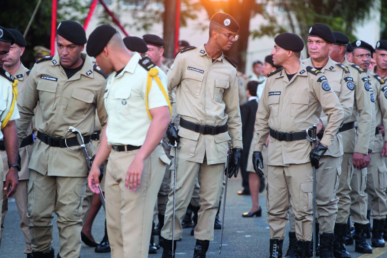 Policiers brésiliens en tenue, photo d'illustration