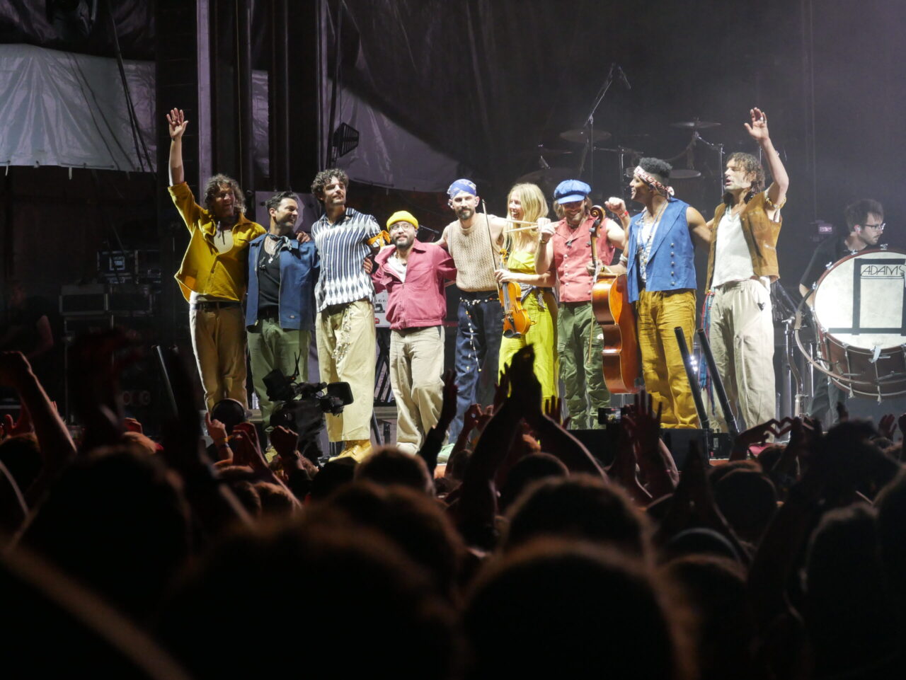 Le groupe For King & Country sur la scène principale du Jesus Festival, à Paray-le-Monial